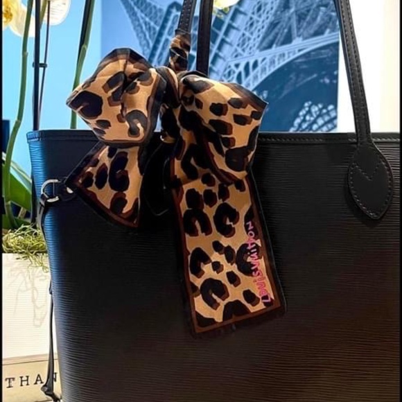 AUTHENTIC PRE-LOVED LOUIS VUITTON STEPHEN SPROUSE LEOPARD MARRON BANDEAU - Picture 3 of 12